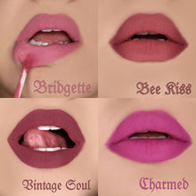 Load image into Gallery viewer, Bee kiss